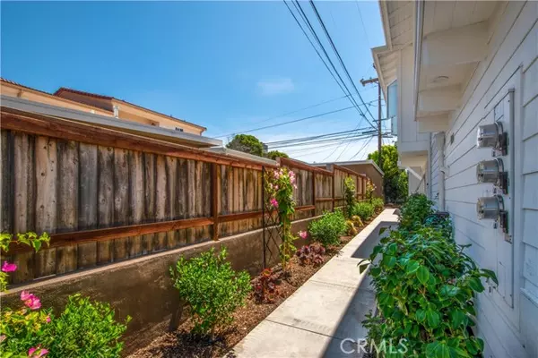 San Clemente, CA 92672,311 W Avenida Palizada A