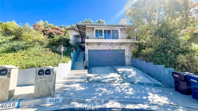 4526 Leata LN, La Canada Flintridge, CA 91011