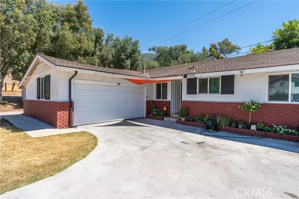 925 Knoll, Devore, CA 92407