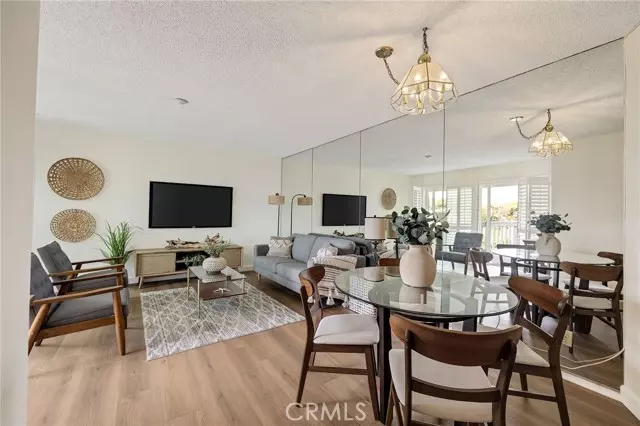 660 The Village 110, Redondo Beach, CA 90277