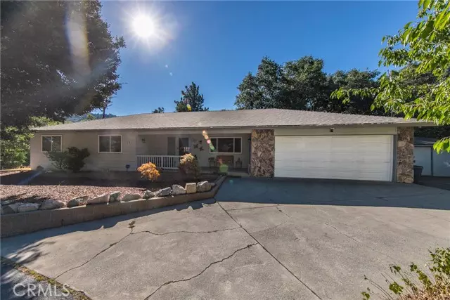 121 Darfo DR, Crestline, CA 92325