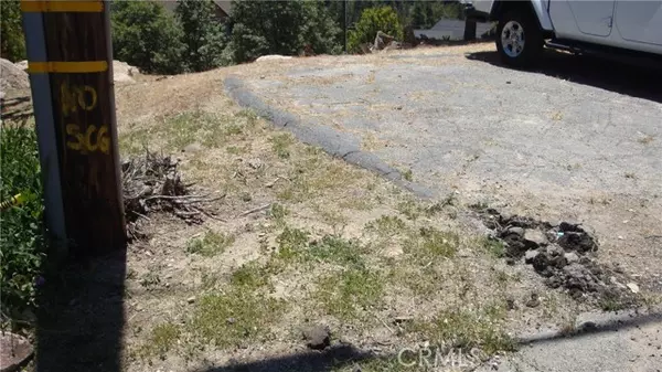Lake Arrowhead, CA 92352,26715 Merced LN