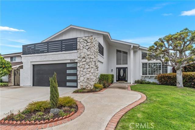 15562 Placid CIR, Huntington Beach, CA 92647