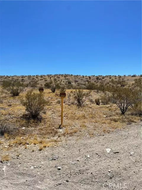 Adelanto, CA 92301,15510 Oleander ST