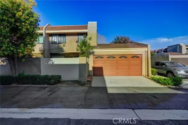 7551 College DR, Stanton, CA 90680