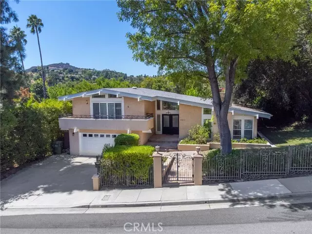 4211 Meadow Lark DR, Calabasas, CA 91302