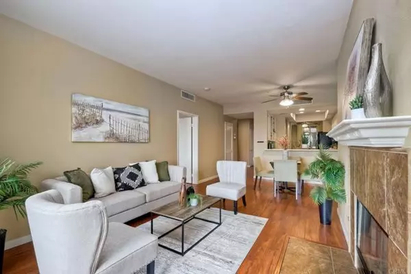 La Mesa, CA 91942,4701 Date AVE 215
