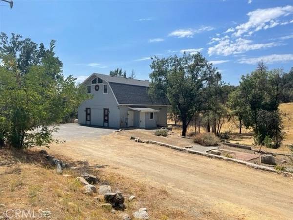 32858 De Na LN,  North Fork,  CA 93643