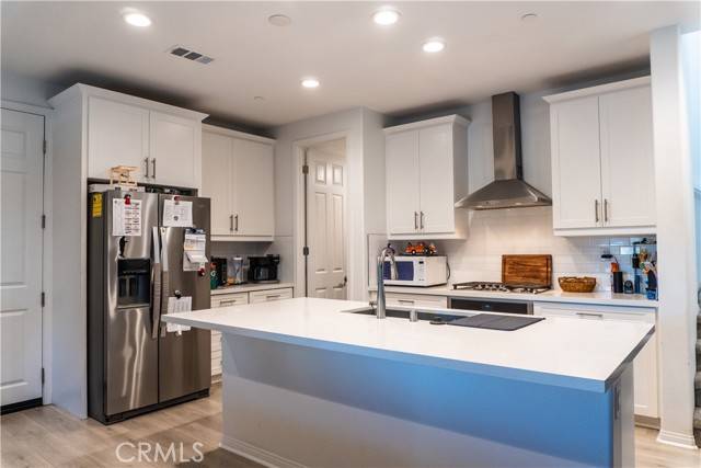 Fontana, CA 92336,15032 Gallery WAY 8