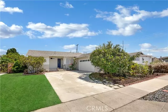 6211 Choctaw DR, Westminster, CA 92683