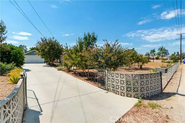 Jurupa Valley, CA 92509,9502 51st ST