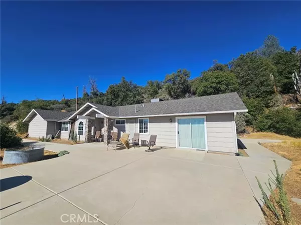 Oakhurst, CA 93644,39263 Thornberry Mountain View CT