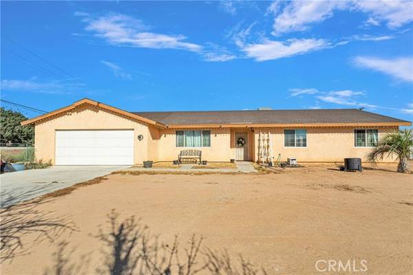 16817 Navajo RD, Apple Valley, CA 92307