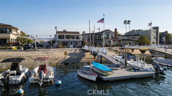 911 N Bay Front, Newport Beach, CA 92662