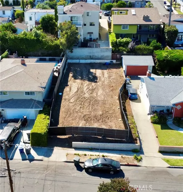 El Segundo, CA 90245,721 Bayonne ST