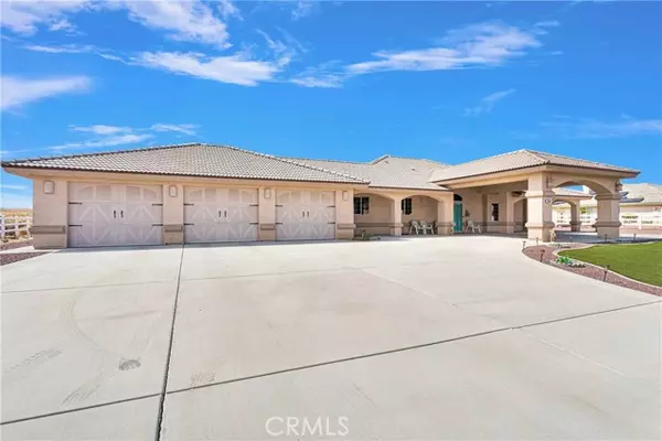 Helendale, CA 92342,27608 River Rock CT