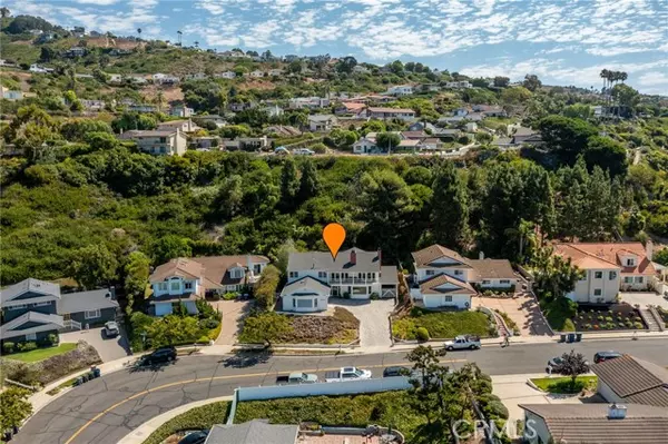 Rancho Palos Verdes, CA 90275,32210 Phantom DR