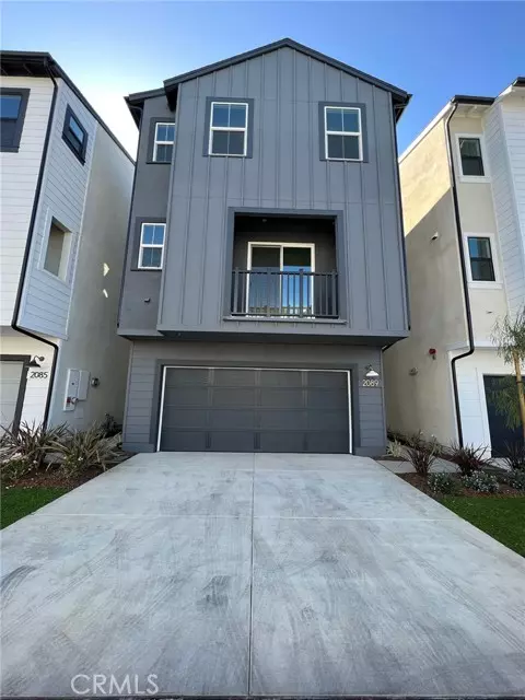 Costa Mesa, CA 92627,2089 Caleigh LN