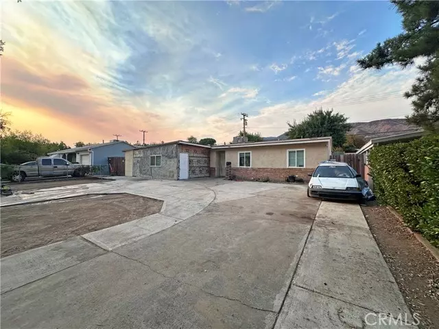 446 W 48th ST, San Bernardino, CA 92407