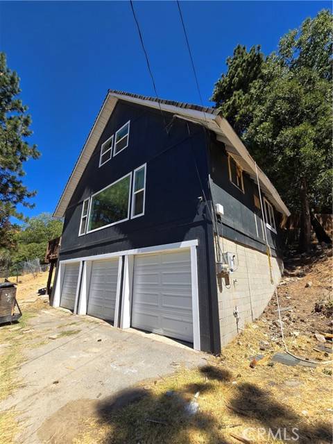 21756 Devils Canyon RD, Cedarpines Park, CA 92322