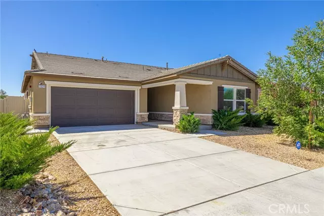 2024 E Donatello ST, Lancaster, CA 93535