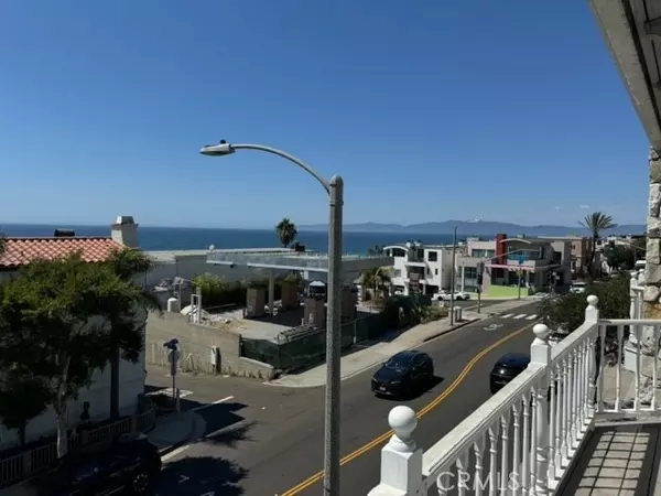 Manhattan Beach, CA 90266,2104 Highland AVE B