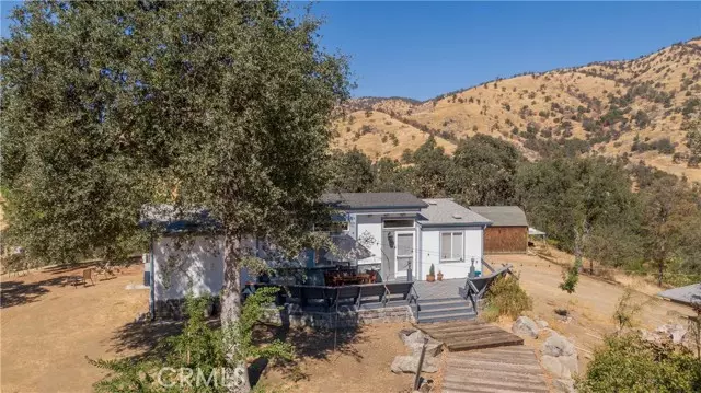 35487 Peck LN, Squaw Valley, CA 93675