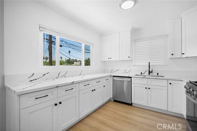 Los Angeles, CA 90042,327 S Avenue 57