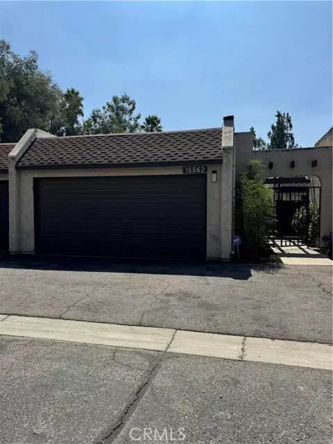 15562 Viewridge LN 47, Granada Hills, CA 91344