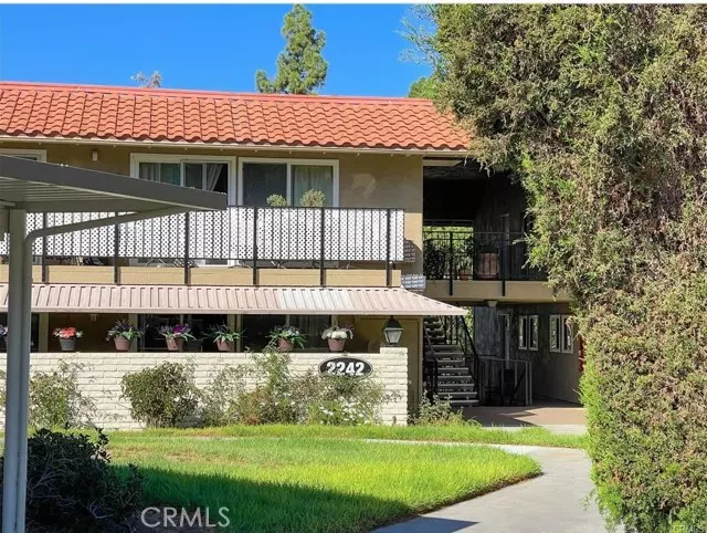 2242 Via Puerta B B, Laguna Woods, CA 92637