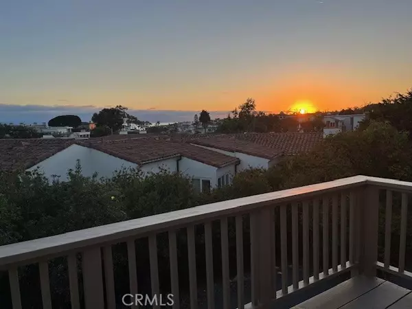 Corona Del Mar, CA 92625,401 Columbus CIR