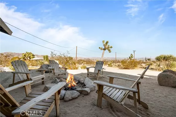 Joshua Tree, CA 92252,7119 Saddleback RD