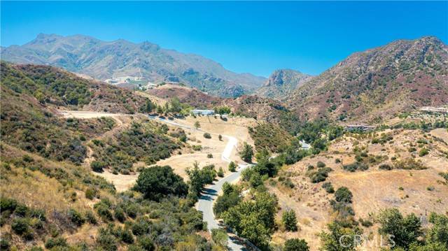 Agoura Hills, CA 91301,31700 Lobo Canyon RD