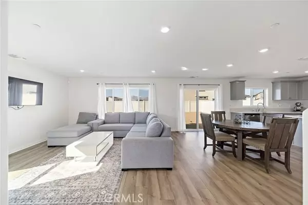 Nuevo, CA 92567,28300 Hollow Grove DR