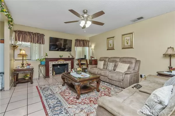 Fontana, CA 92336,7445 Encina AVE