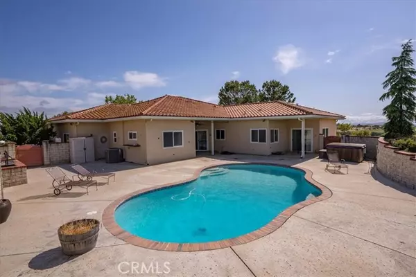 Paso Robles, CA 93446,6944 Union RD