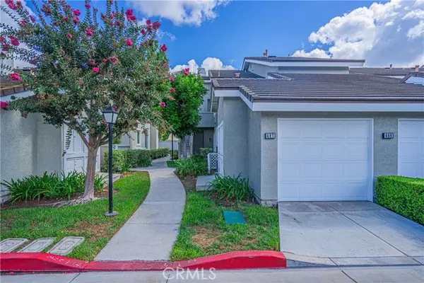 487 Springbrook 91, Irvine, CA 92614