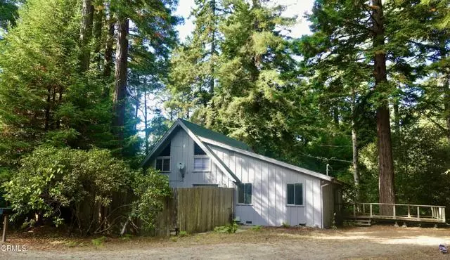 17300 Redwood Springs DR, Fort Bragg, CA 95437