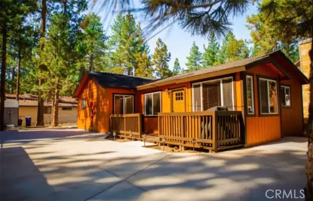 901 Anita AVE, Big Bear City, CA 92314