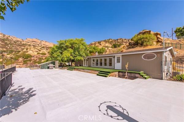 220 SUMMIT DR, CA 91304