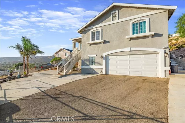 3595 Manor DR, Jurupa Valley, CA 92509