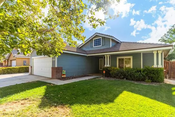 Lancaster, CA 93535,43243 Vineyard Dr