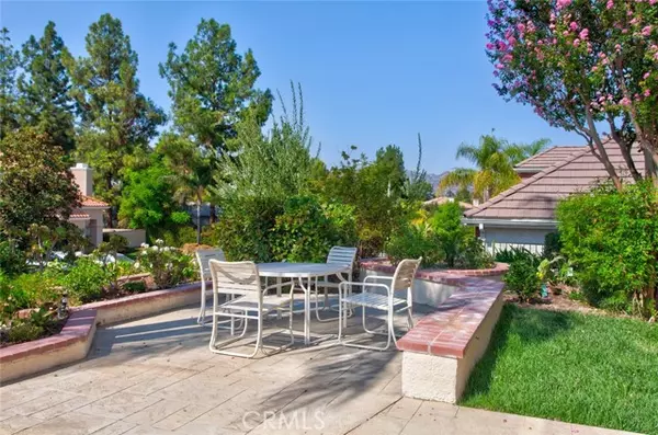 West Hills, CA 91304,7618 Brookmont PL