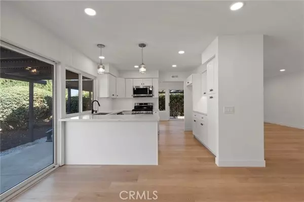 Corona, CA 92882,1102 Zircon ST