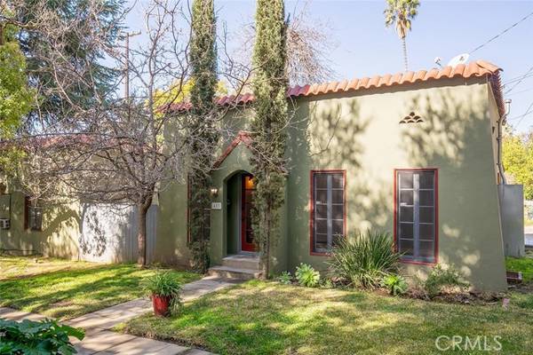 453 E Sacramento ST, Altadena, CA 91001