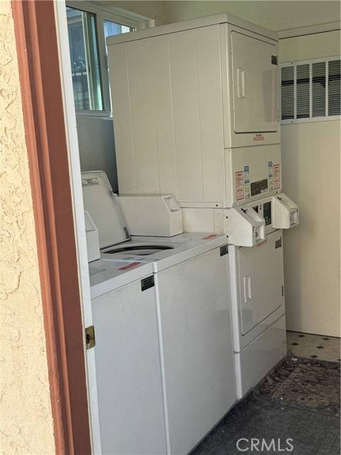 Paramount, CA 90723,7303 Exeter ST 203