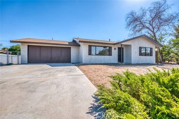 55379 Navajo TRL, Yucca Valley, CA 92284