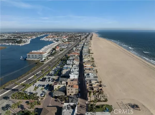 Surfside, CA 90743,52 Surfside Avenue A