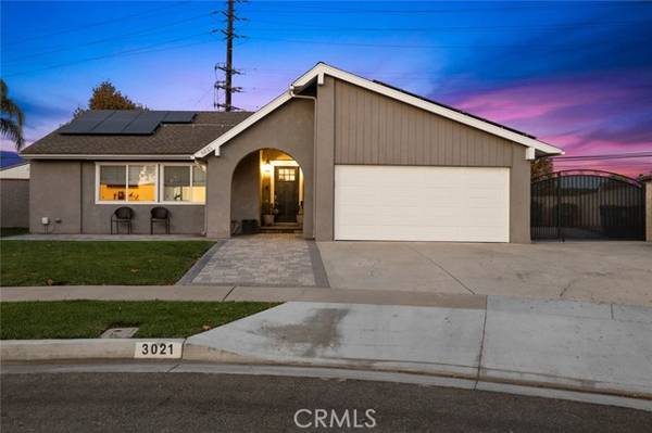 3021 S Olive ST, Santa Ana, CA 92707