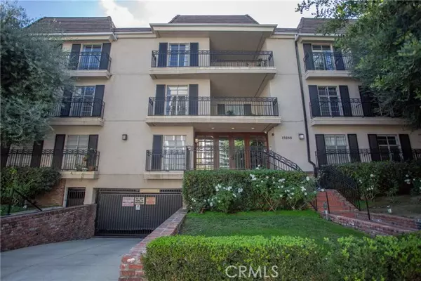 Sherman Oaks, CA 91403,15248 Dickens ST 105